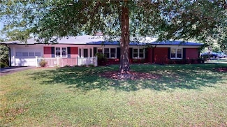 2155 Fancy Gap Rd, Mount Airy, NC 27030