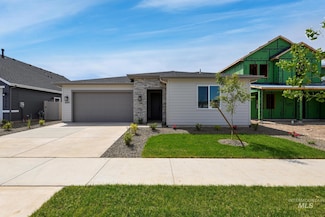 8895 W Moon River Dr, Star, ID 83669