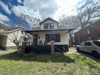 11816 Flanders St, Detroit, MI 48205