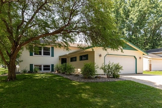 712 17th St SE, Rochester, MN 55904
