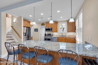 700 Halliard Ave, Beachwood, NJ 08722
