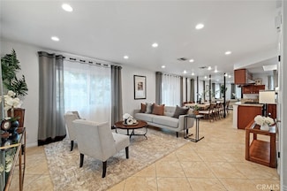 128 S Fairview St Unit 1, Santa Ana, CA 92704