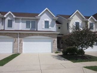 830 Jameson Ct W, Carol Stream, IL 60188