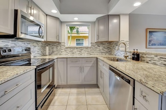 11161 Sangria Ct, Boca Raton, FL 33498