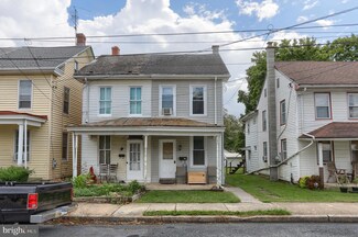 38 W Sheridan Ave, Annville, PA 17003