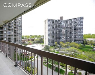 2 Bay Club Dr Unit 8-V, Bayside, NY 11360