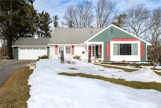 282 Churchill Dr, Rochester, NY 14616