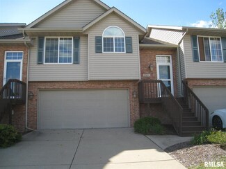 1201 33rd Avenue Cir, Silvis, IL 61282