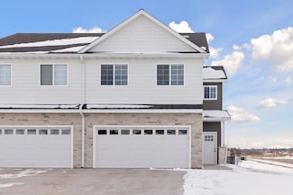 628 Franklin St, Roberts, WI 54023