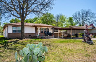 1723 W Mcalester Ave, Sulphur, OK 73086
