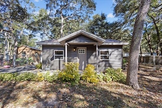 7951 NW 167th Place, Trenton, FL 32693