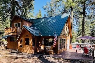 26627 Forest Park Ln, Klamath Falls, OR 97601