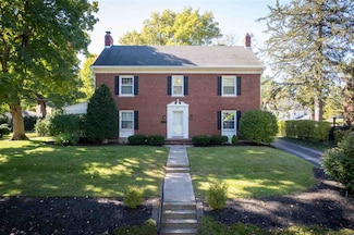 220 S 21st St, Richmond, IN 47374
