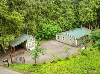 341 E Cedar St, Belfair, WA 98528