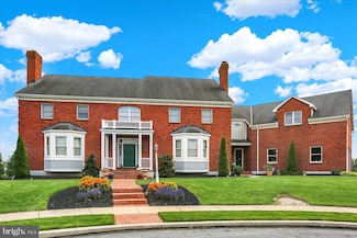 324 W Orchard Dr, Palmyra, PA 17078