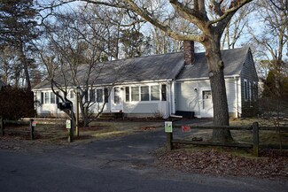 71 Old Strawberry Hill Rd, Hyannis, MA 02601