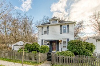436 Coldbrook St NE, Grand Rapids, MI 49503