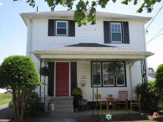 614 Dickson St, Endicott, NY 13760