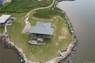 193 Pelican Point Rd, Lake Charles, LA 70607
