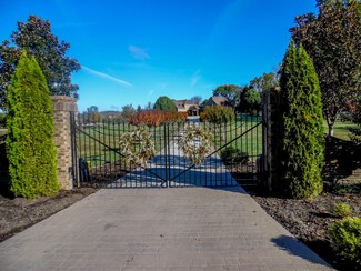 7903 Beaver Ridge Rd, Knoxville, TN 37931