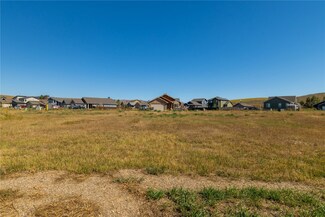 910 Dry Creek South Rd, Hayden, CO 81639