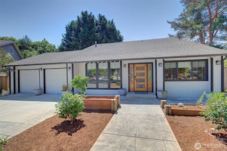 19211 SE 45th Ct, Issaquah, WA 98027