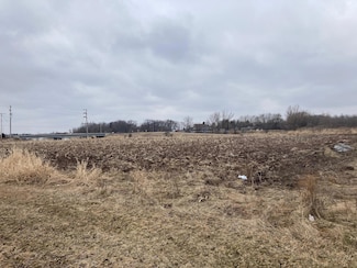 350 E Seven Hills Rd, Port Washington, WI 53074