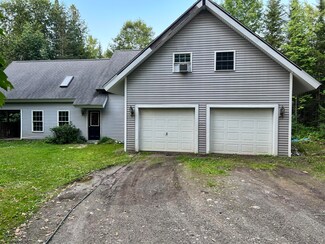 66 Stetson Rd E, Levant, ME 04456