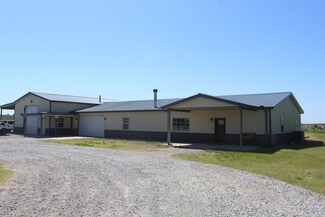 410 E First St, Vici, OK 73859