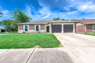 7003 Buchanan Dr, Richmond, TX 77469