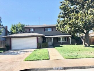 2044 Northhill St, Selma, CA 93662