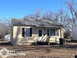 738 Minneopa Ave, Ottumwa, IA 52501