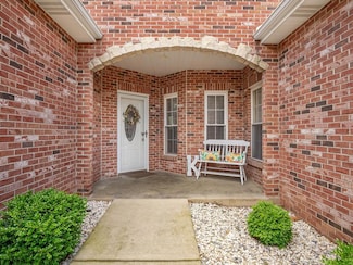 1569 Ghent Rd, Columbia, IL 62236