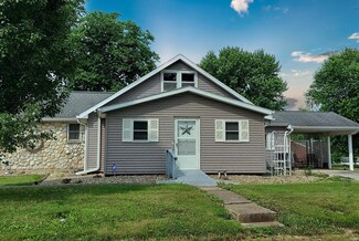 1031 N Line St, Loogootee, IN 47553