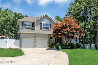 18 Harvard Dr W, Jackson Township, NJ 08527