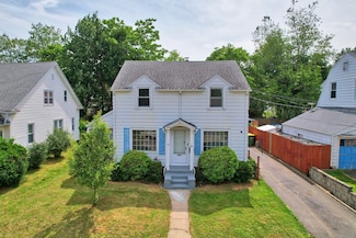 42 Marlboro St, Waterbury, CT 06705