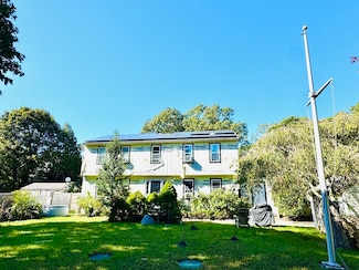 140 Midland Ave, Tisbury, MA 02568