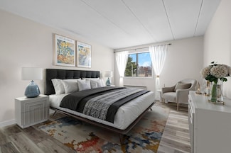 40 High St Unit 210, Dedham, MA 02026