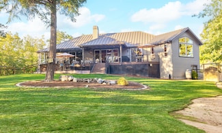 559 Pleasantville Way, Grants Pass, OR 97526