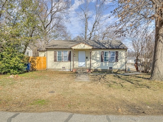 3703 W 42nd Place, Tulsa, OK 74107