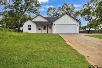 1002 E Main St, Whitehouse, TX 75791