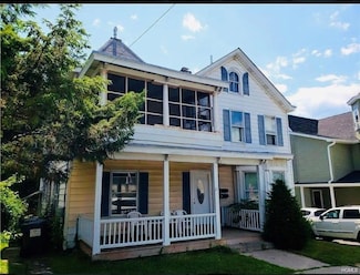 21-23 Bank St, Walden, NY 12586