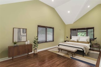 165 Wheeler Ave, Valley Stream, NY 11580