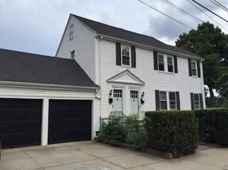 55 Pond St Unit 1, Newton, MA 02458