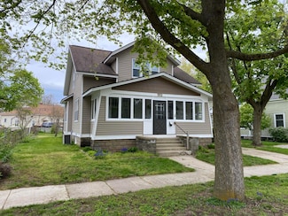 552 College Ave, Holland, MI 49423