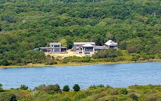 55 King Point Way, Edgartown, MA 02539