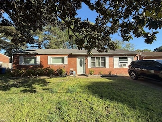 3904 Starboard Rd, Chesapeake, VA 23321