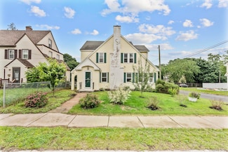 137 W Center St, Manchester, CT 06040