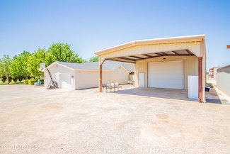 1319 N Cedar St, Brownfield, TX 79316