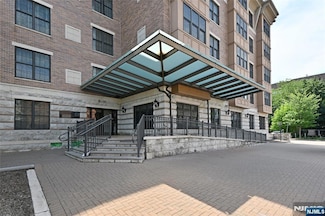 54 Polifly Rd Unit 304, Hackensack, NJ 07601